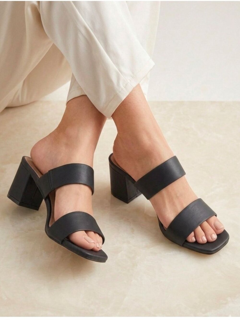 Black Block Heel Slide Sandals With Double Straps Open Toe & Square Heel Design